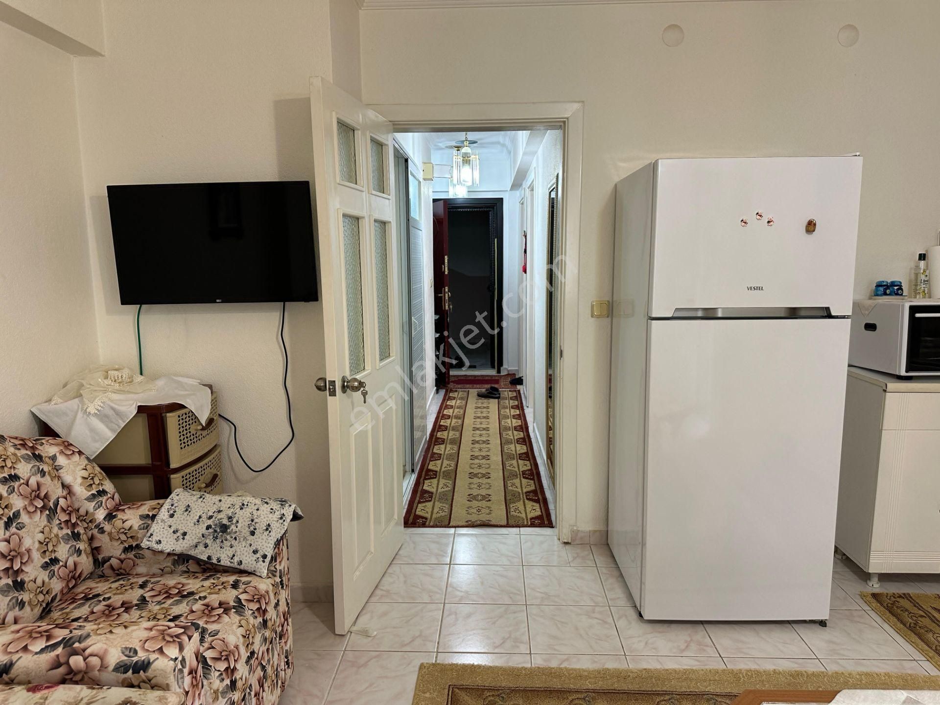 Aydın Didim Çamlık 2+1 Eşyalı Satılık Ara Kat Daire