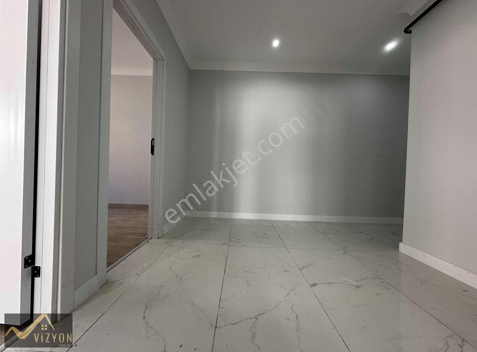 Vizyon Emlak'tan Marmaraya 2 Dk Yürüme 3+1 Lüx 140 M2 Ara Kat - Görsel 3