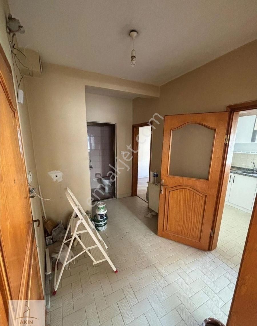 Küçükçekmece Cumhuriyet Mah. 2+1 Kiralık Daire