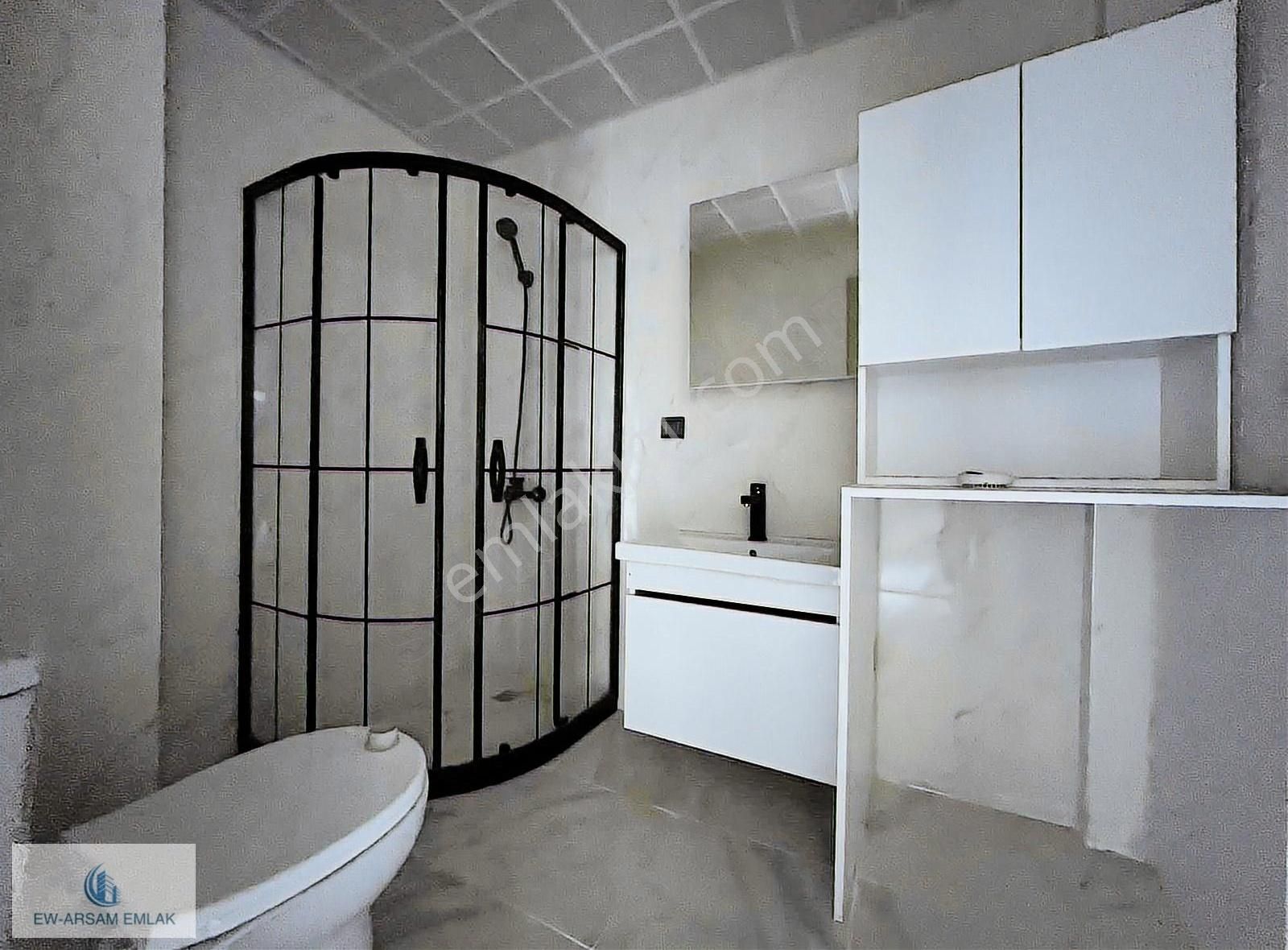 Uyguna Lüx Bir Ev İsteyenler İçin 2+1 Cadde Üzeri 90m2 Daireler