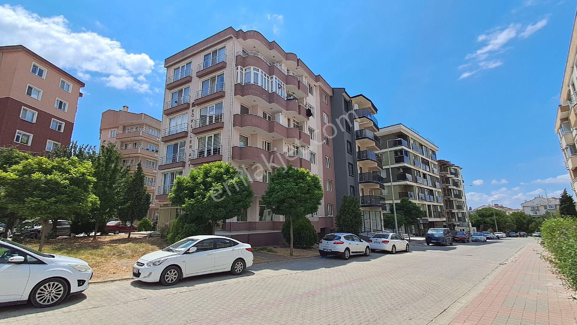 Gelibolu Sarmaşıklı Mevkiinde Kiralık 3+1 Daire - Görsel 2
