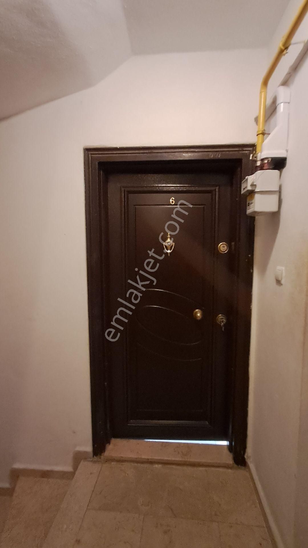 Gelibolu Sarmaşıklı Mevkiinde Kiralık 3+1 Daire - Görsel 3