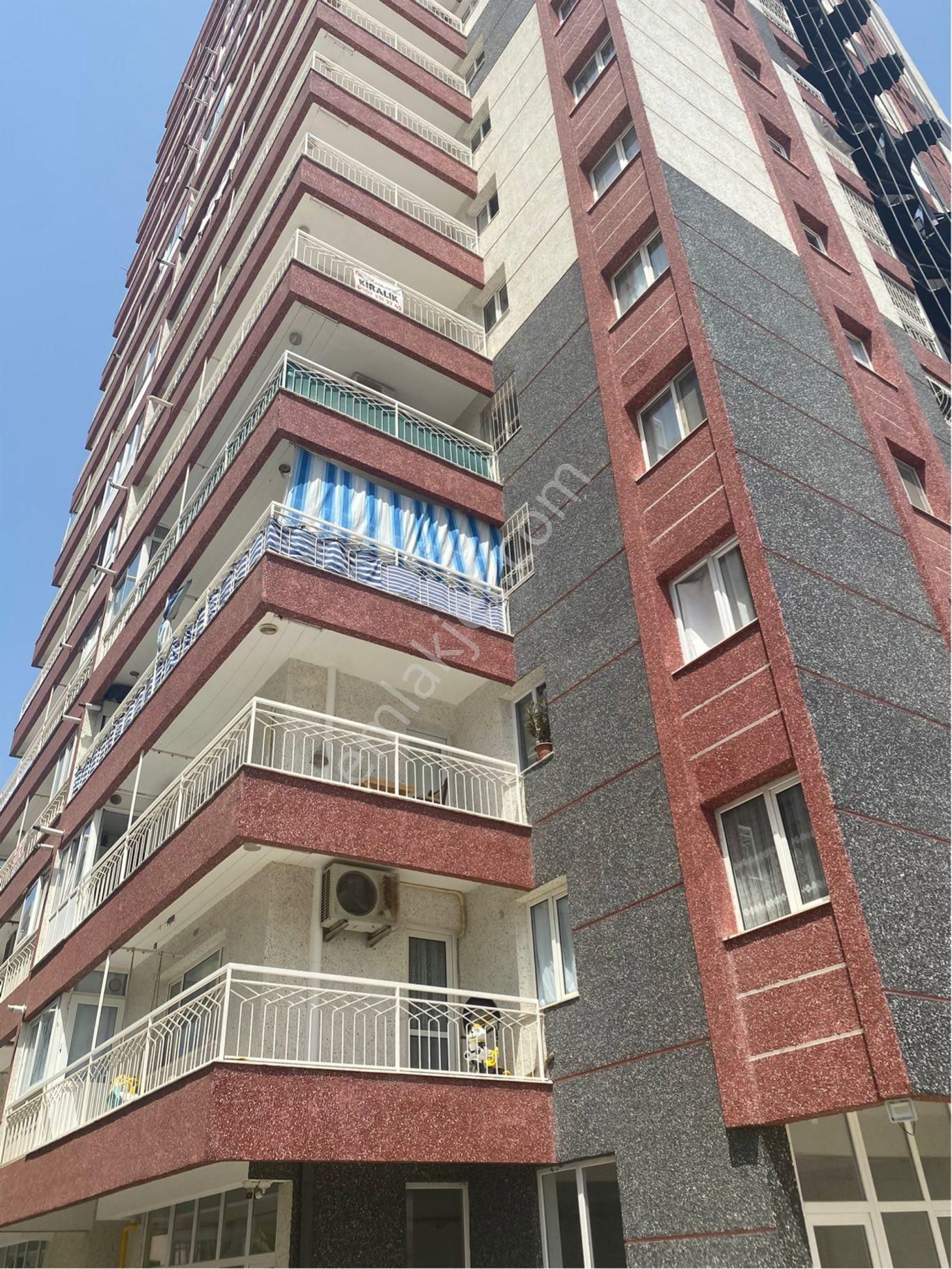 Buraxtan Şehir Hastanesi Yakını Site İçinde 3+1 Geniş Daire