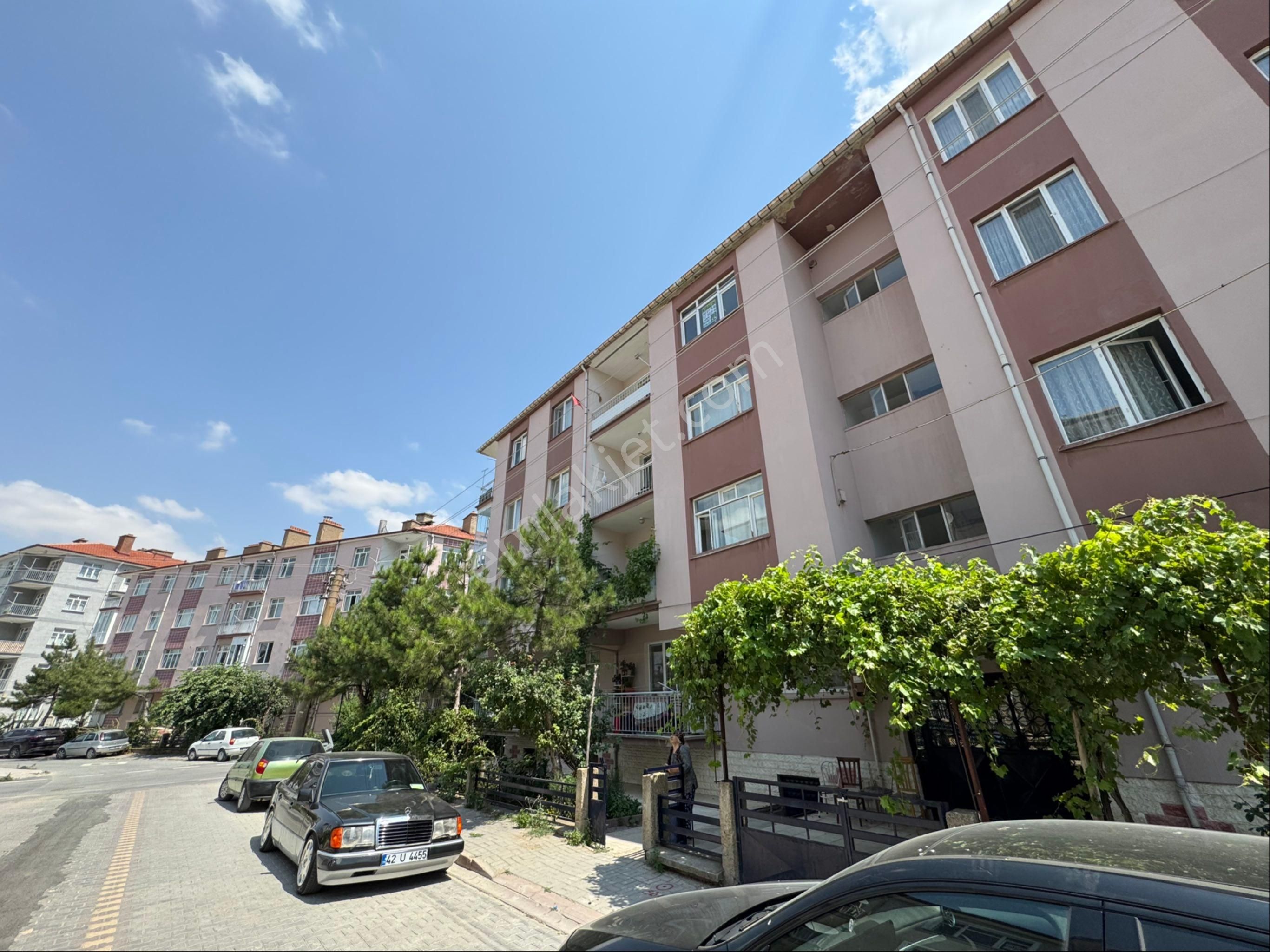 A-k Emlaktan Mualla Okulu Cvr 3+1 Kiralık Bakımlı Daire