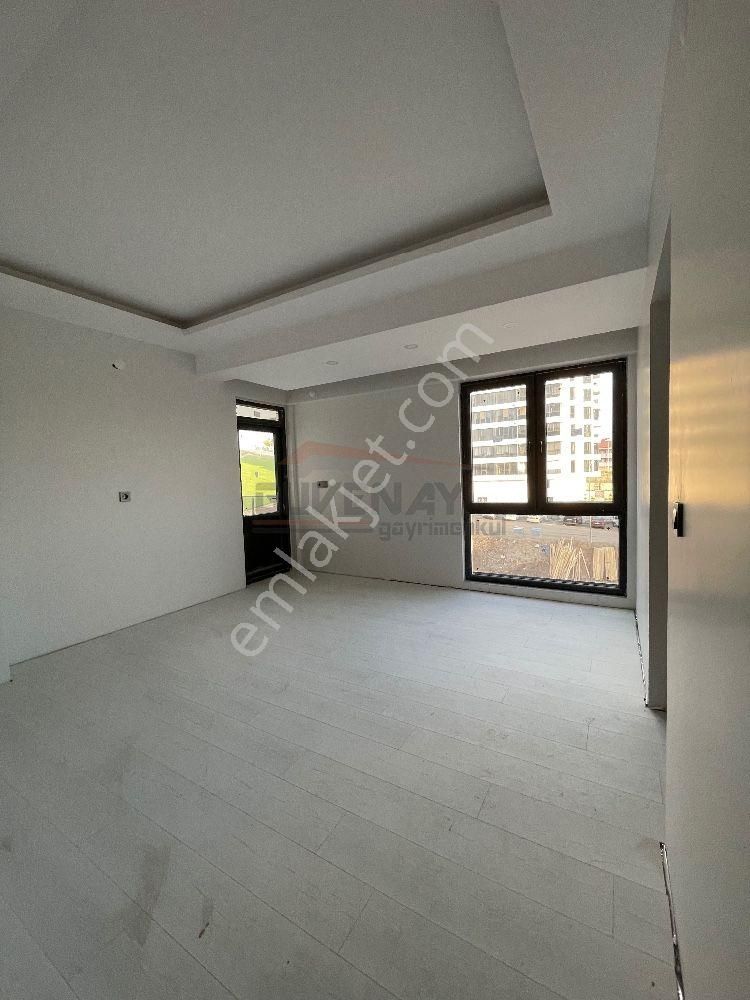 Güvenay - Çorum Lozan Arkası Best Yanında Son Kat 4+1 Sıfır Daire