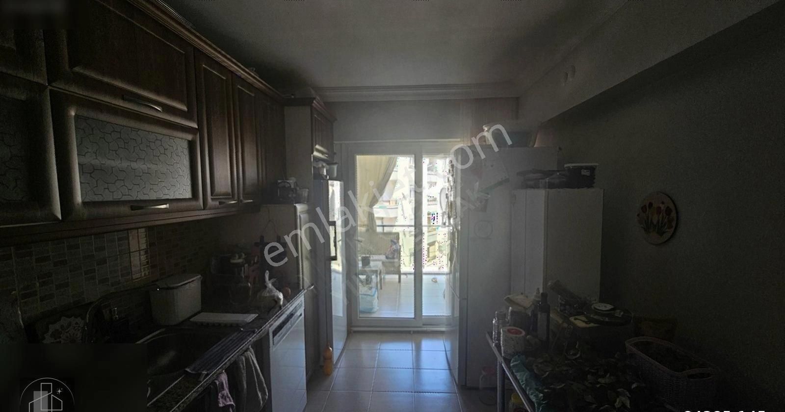 Satılık 2+1 Geniş Ara Kat Daire Seferihisar / Ana Cadde Üzeri - Görsel 9