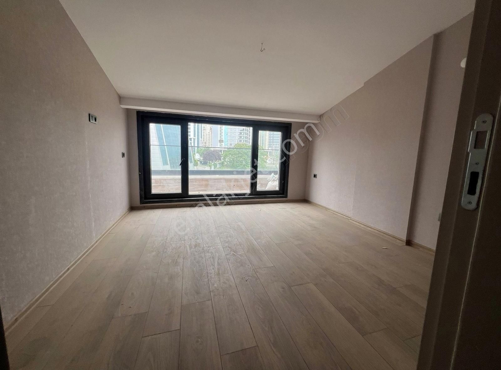 Konutzenden Balgatta Satılık Sıfır 2+1 Lüks Dubleks Daire