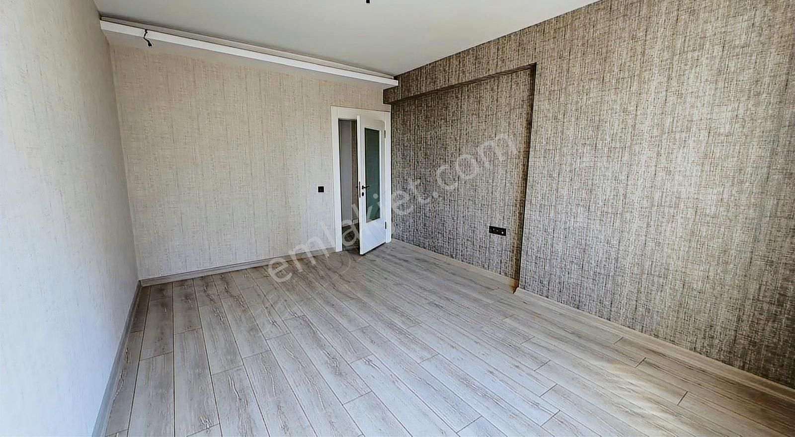 Konutzenden Menekşe Park Konutlarında 4+1 Sıfır Daire