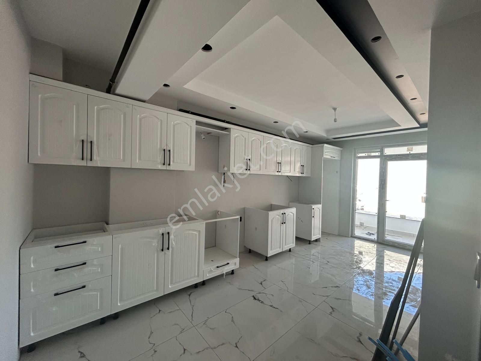 Büyükparka Yürüme Mesafesinde, Sıfır Binada 3+1 Daire Ma-89