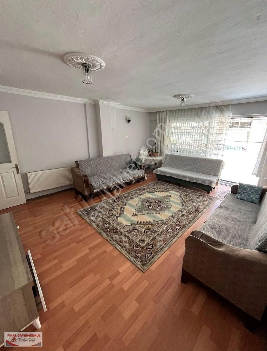 Manisa Merkez Efendi Mah Satılık Geniş 2+1 Daire