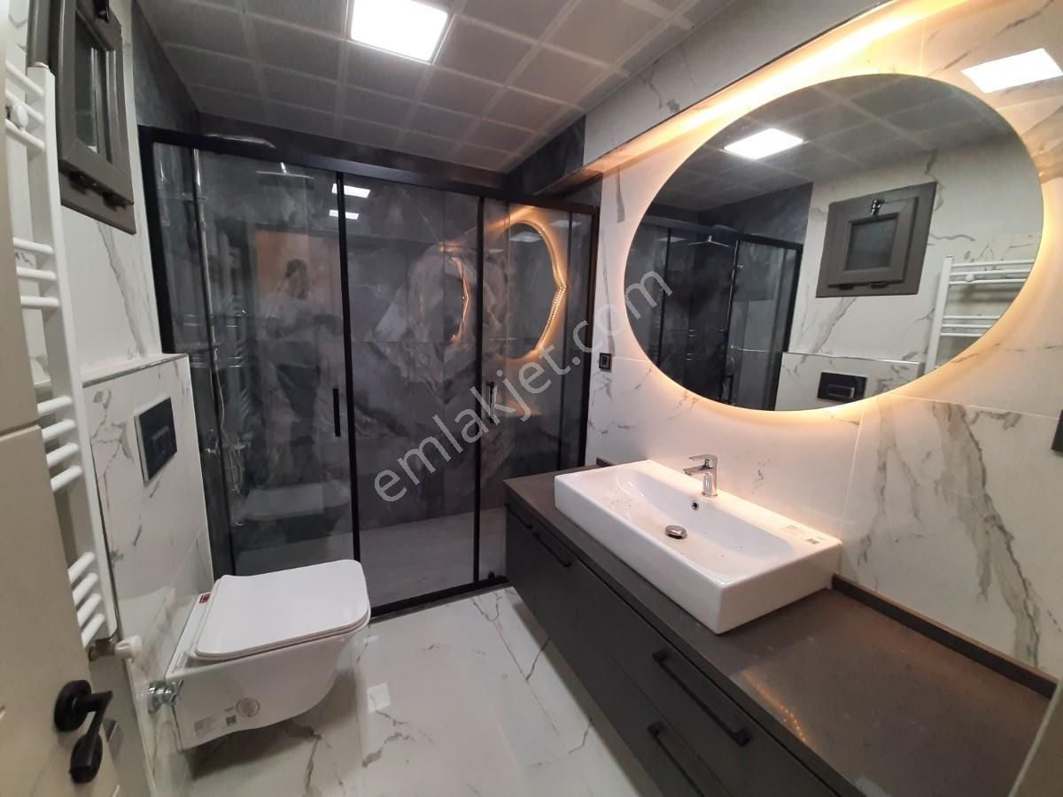 Turyapdan Bayraklıda Deniz Manzaralı Full Tadilatlı Satılık - Görsel 7