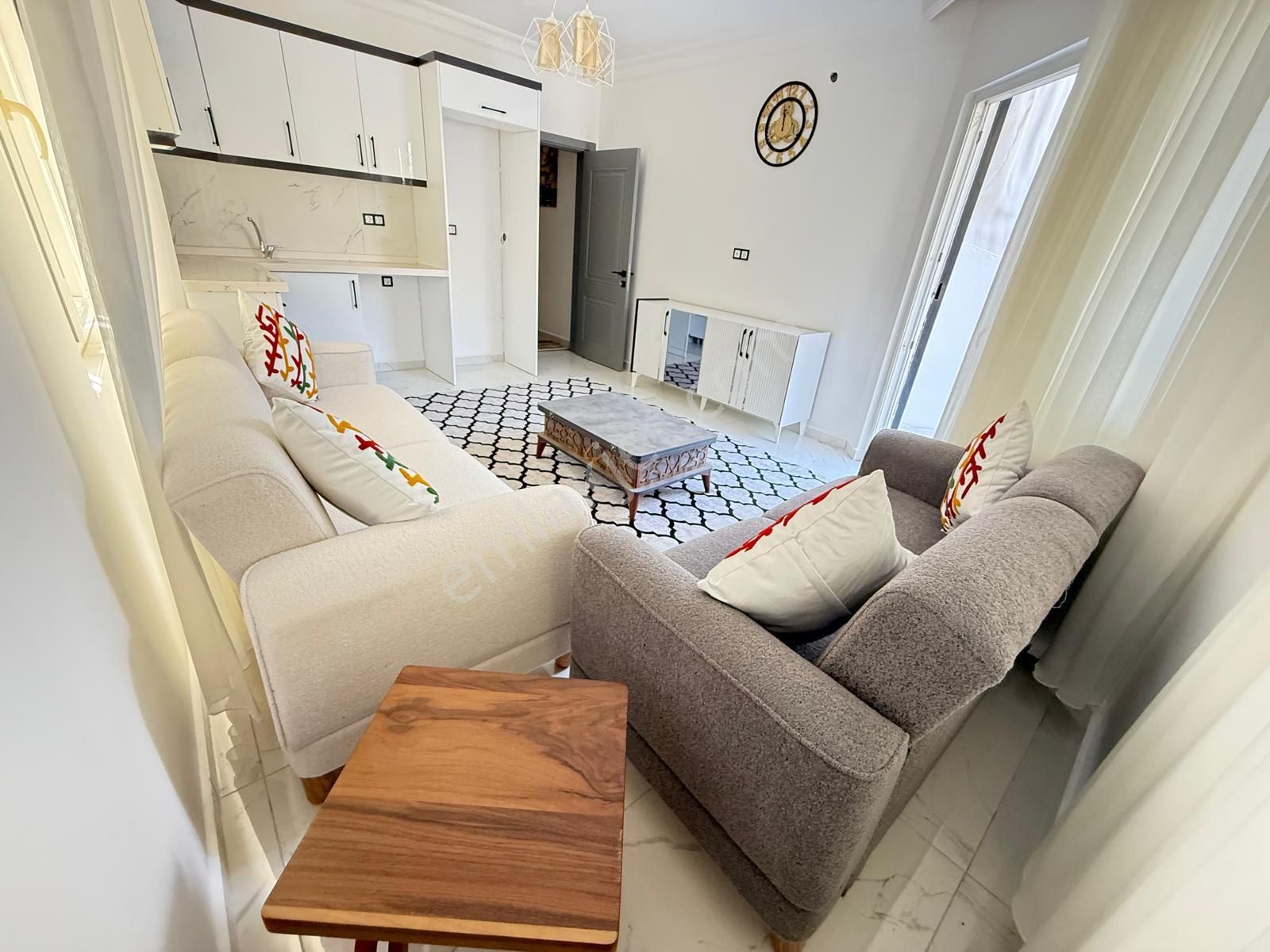 Didim Çamlıkta 2+1 Yüksek Giriş Denize Yakın Komple Sıfır Eşyalı Daire