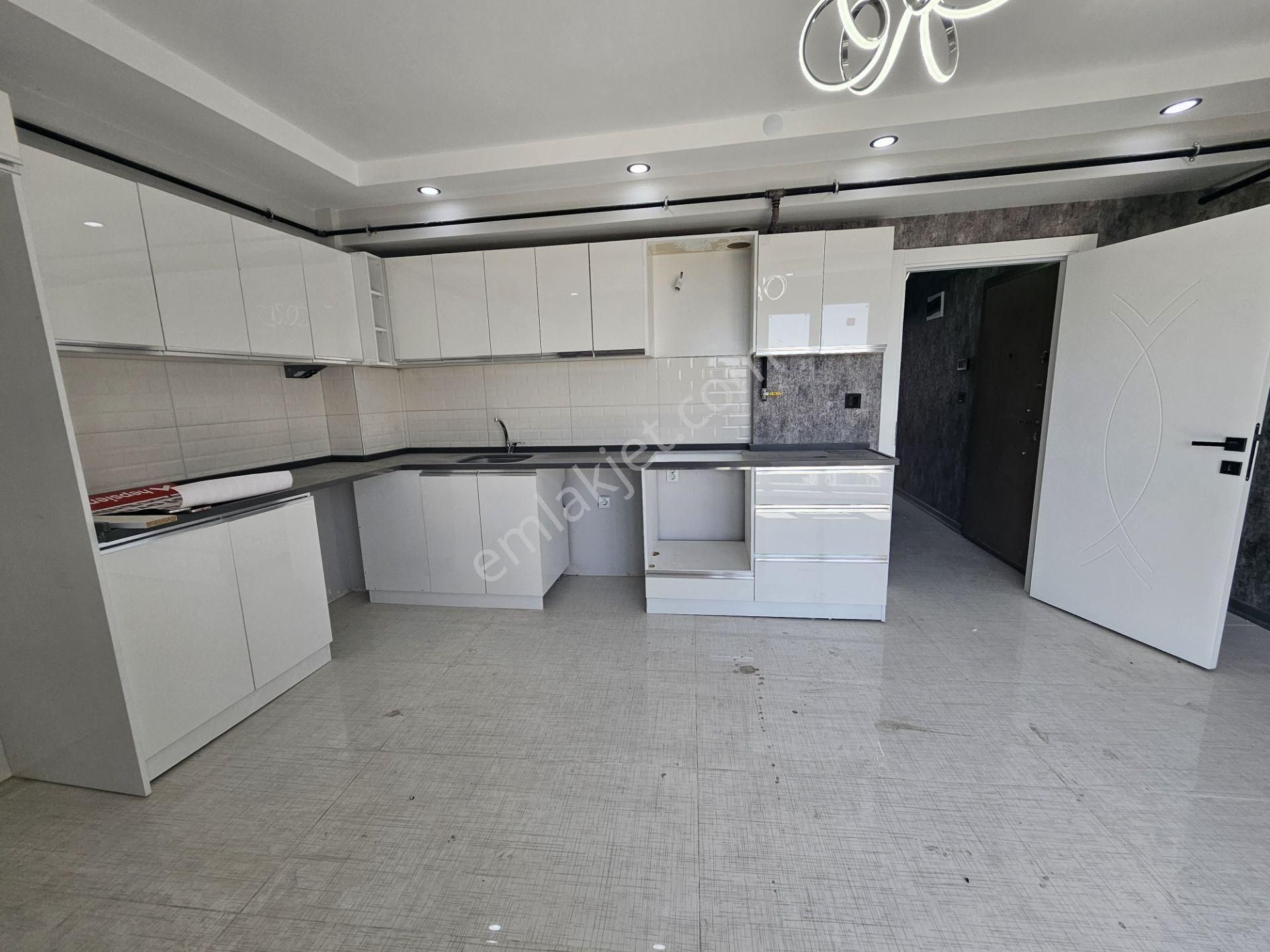 Kumlubel Mh. Derman Cd. Yakını Kiralık 3+1 Dubleks Daire Sn-1