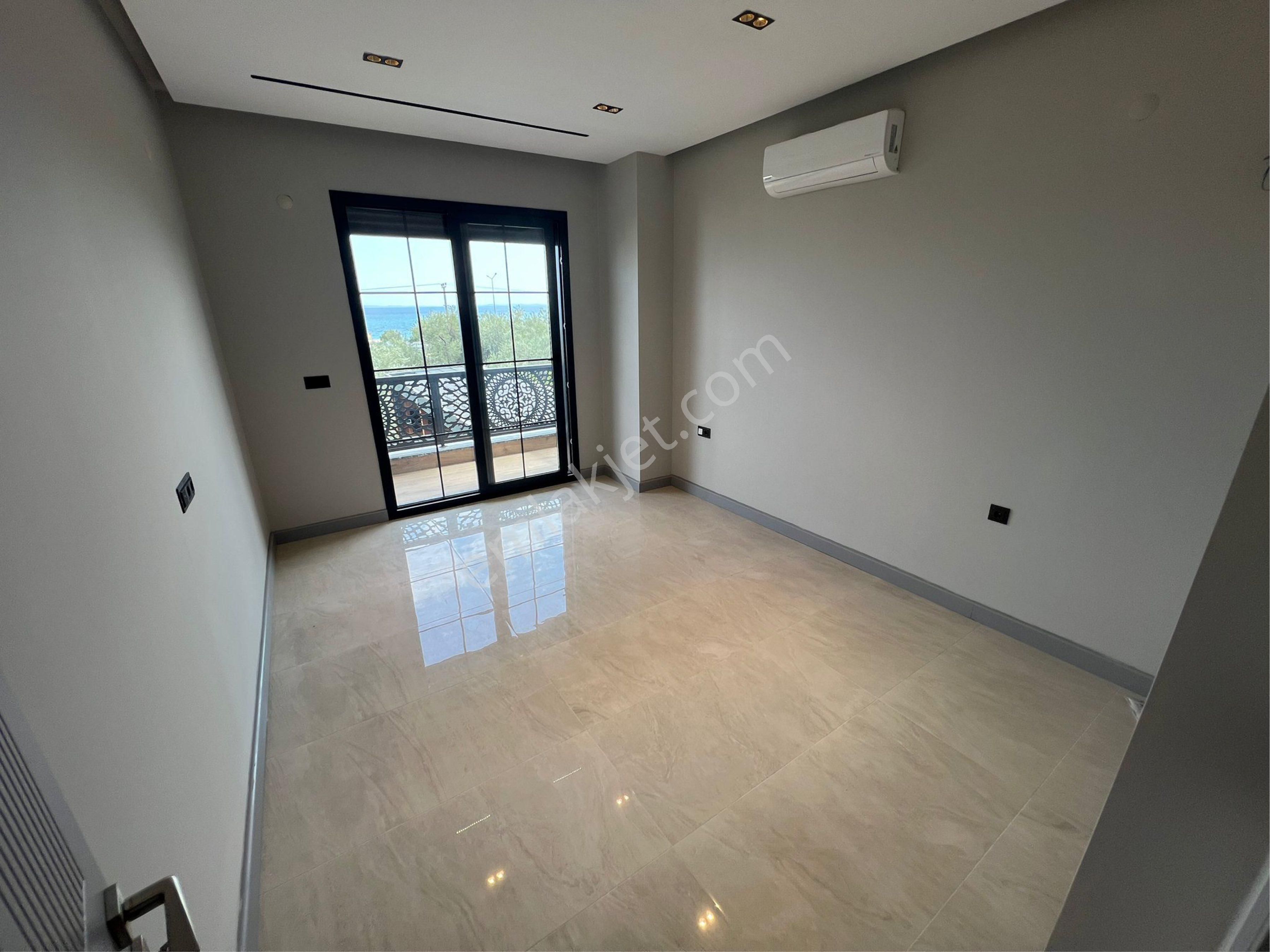 🩷cemre Emlaktan Özel Tasarımlı Denize 50 M Havuzlu Satılık Sıfır Villa🩷 - Görsel 3