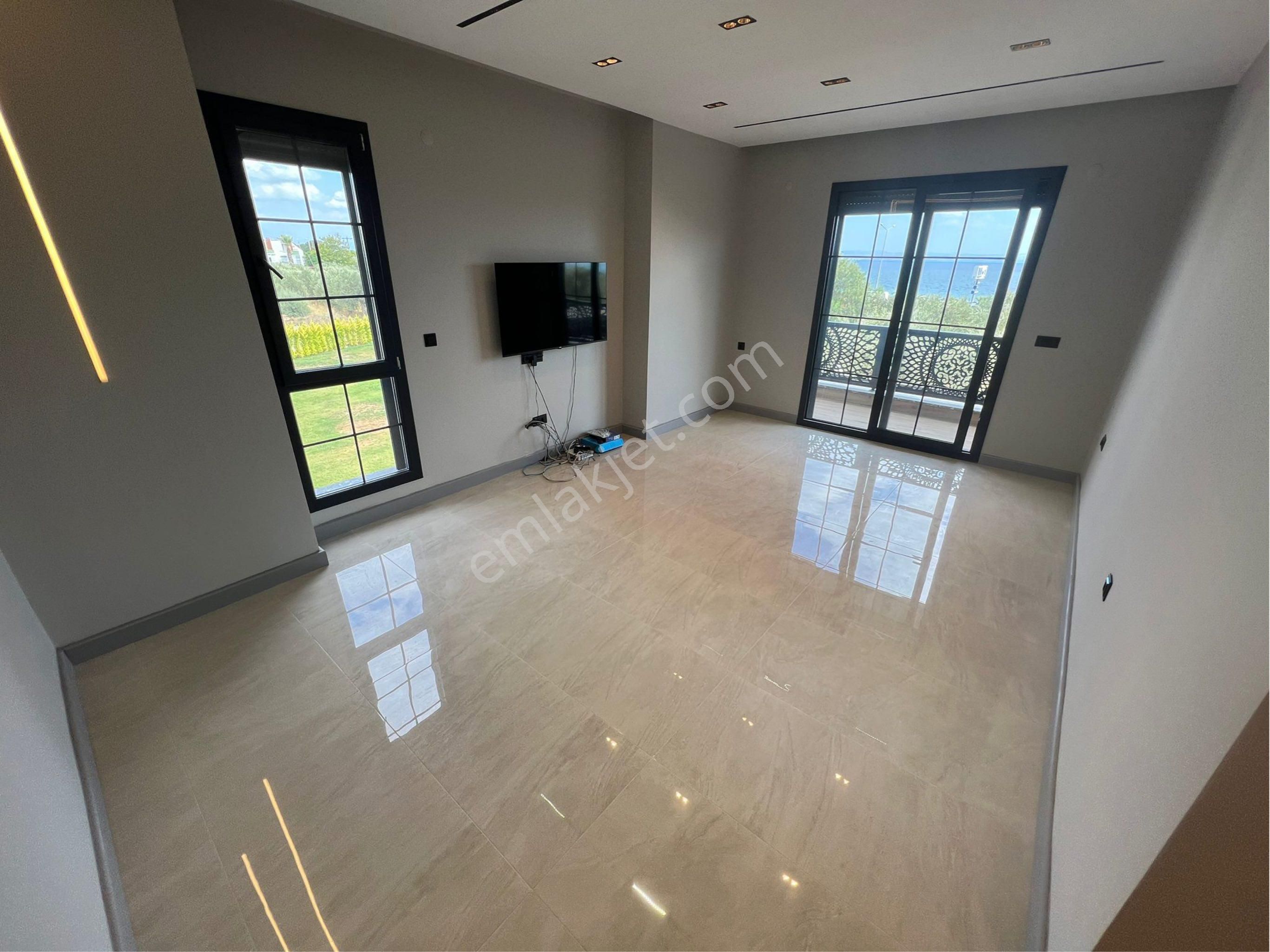 🩷cemre Emlaktan Özel Tasarımlı Denize 50 M Havuzlu Satılık Sıfır Villa🩷 - Görsel 18