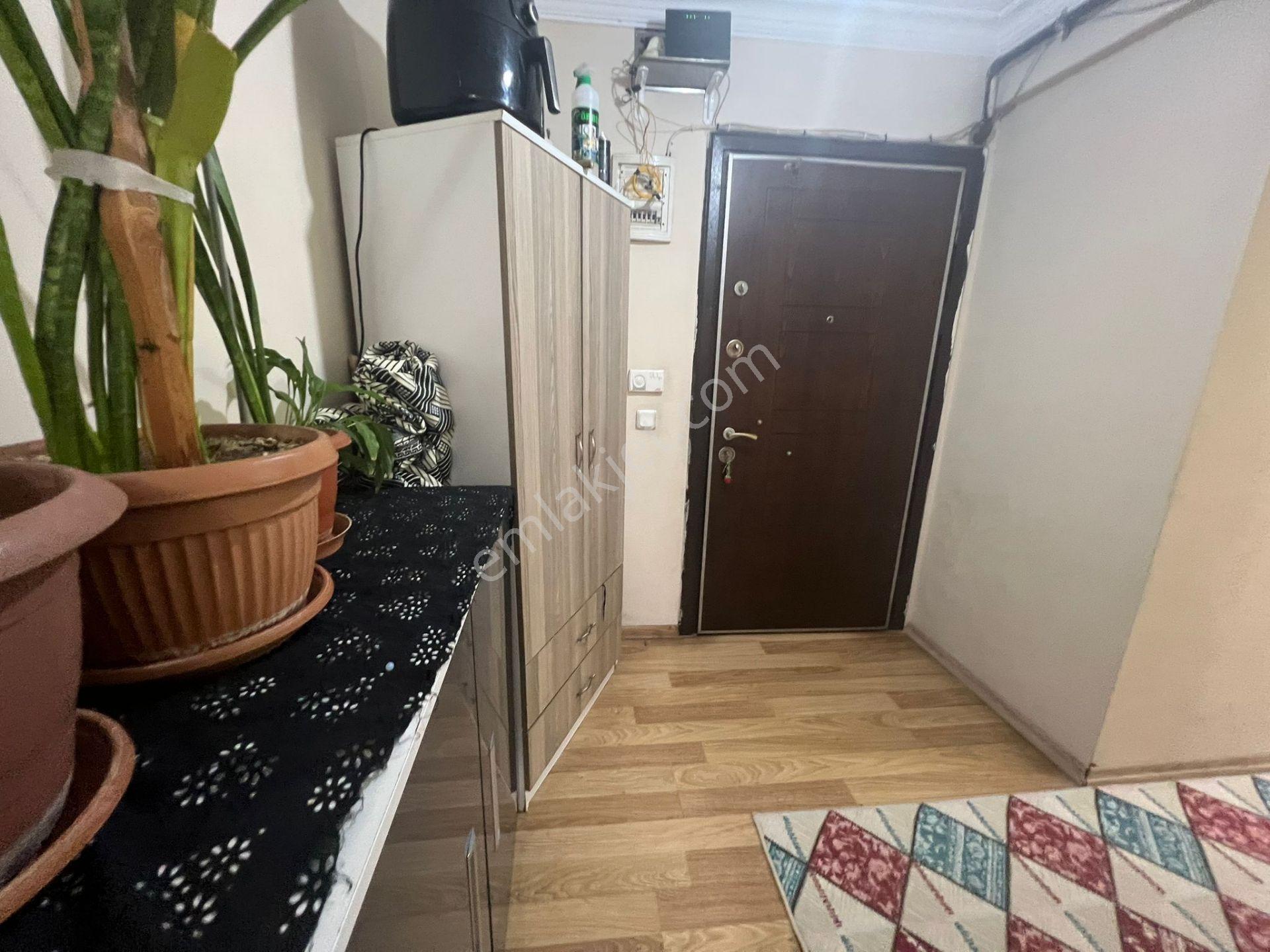 Acil Buca Adatepe Mahallesinde 2+1 100m2 D.gazlı Ayrı Mutfak Ferah Daire - Görsel 24