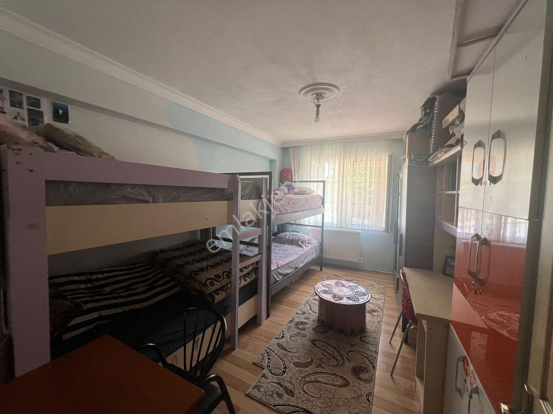 Acil Buca Adatepe Mahallesinde 2+1 100m2 D.gazlı Ayrı Mutfak Ferah Daire - Görsel 8