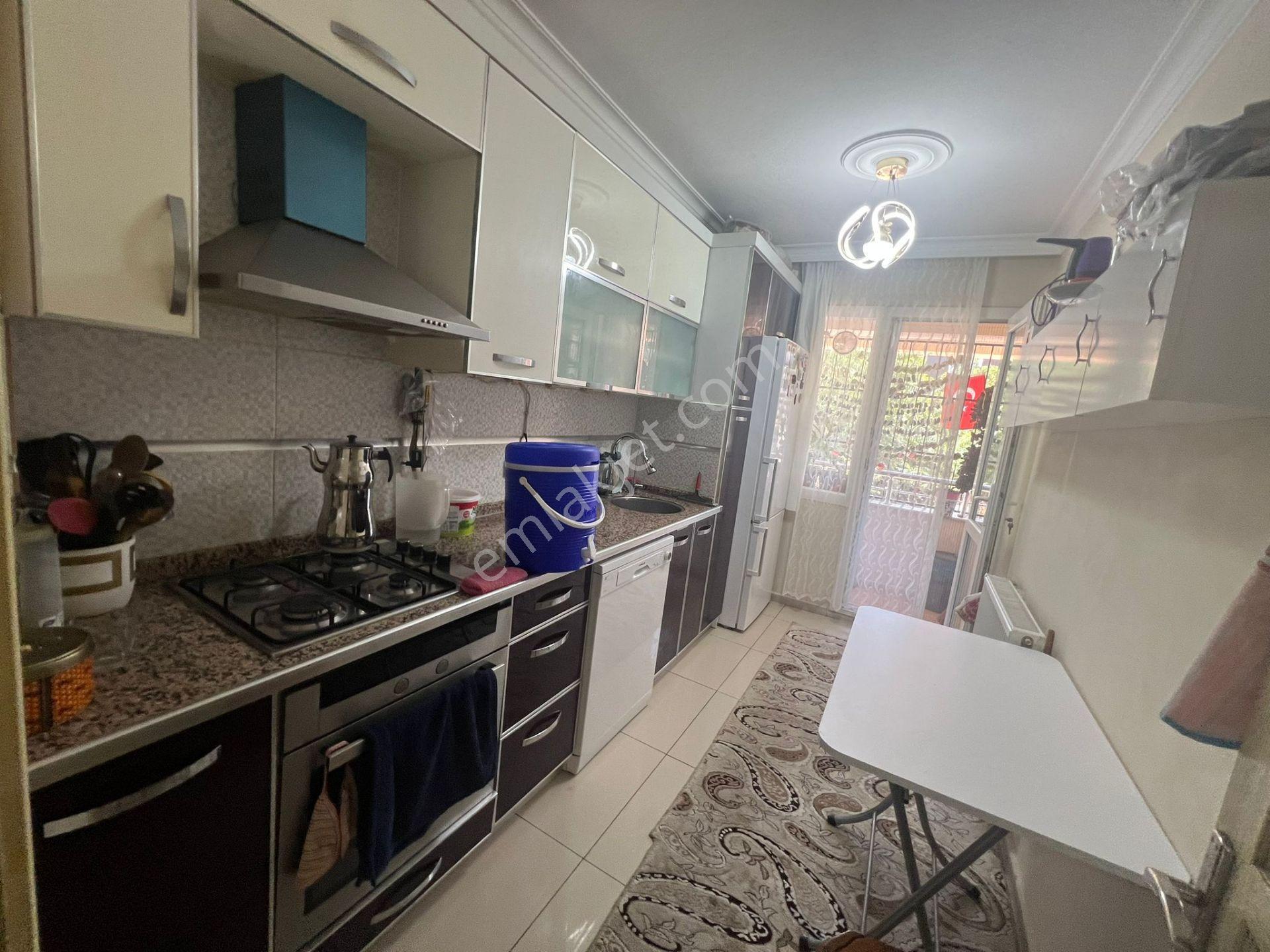 Acil Buca Adatepe Mahallesinde 2+1 100m2 D.gazlı Ayrı Mutfak Ferah Daire - Görsel 15