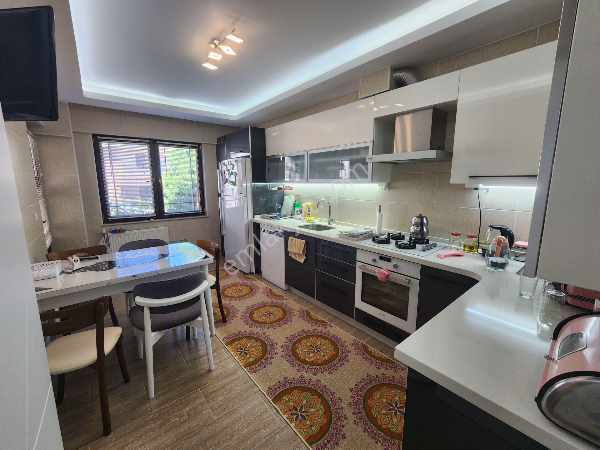 Wisrem'den Serdivan'da Müstakil Bahçeli Açık Otoparklı 4+2 Villa - Görsel 18