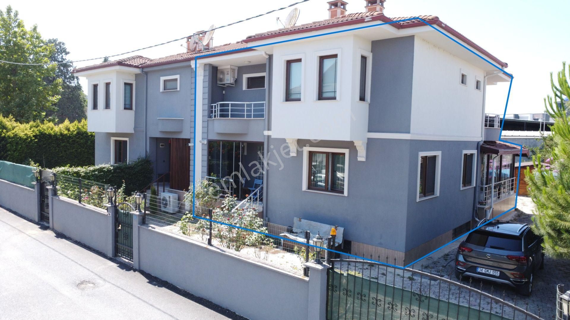 Wisrem'den Serdivan'da Müstakil Bahçeli Açık Otoparklı 4+2 Villa - Görsel 2