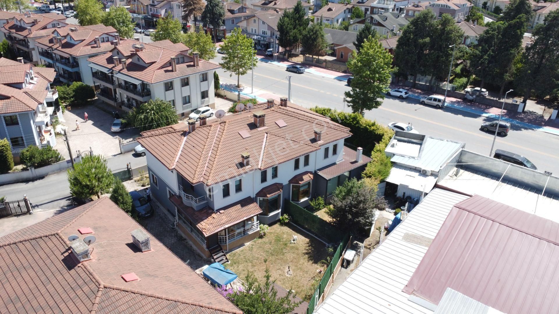 Wisrem'den Serdivan'da Müstakil Bahçeli Açık Otoparklı 4+2 Villa - Görsel 5