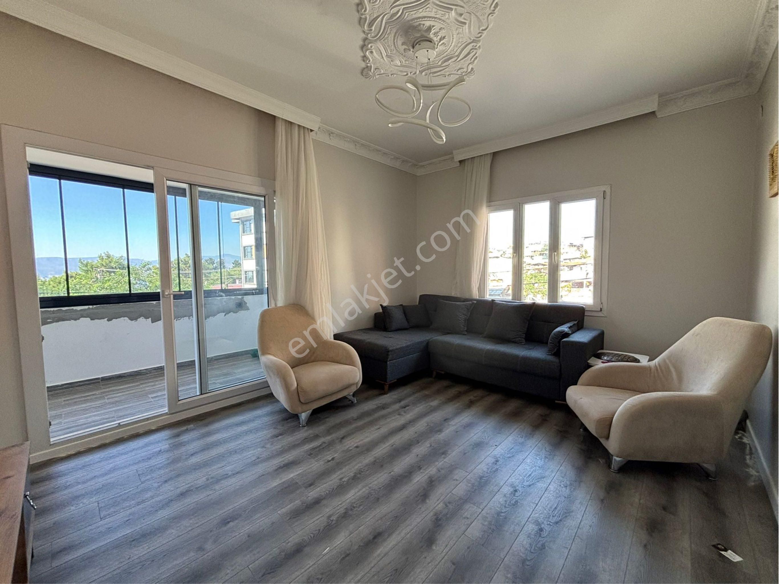 Konak Varyantta 1+1 65m2 1.kat Eşyalı Kiralık Daire!