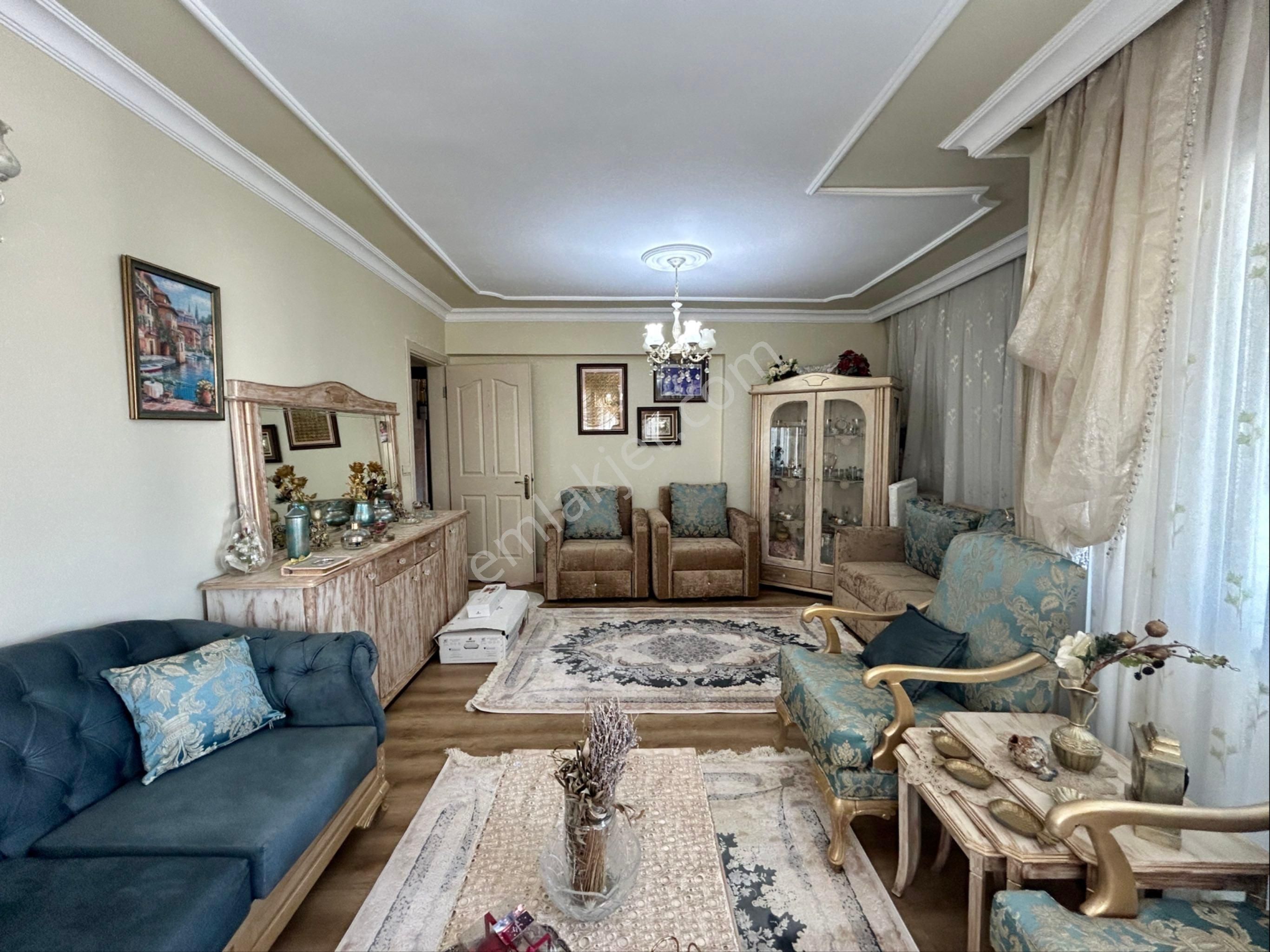 Kuşadası Ege Mahallesinde Satılık 3+1 Daire - Görsel 8