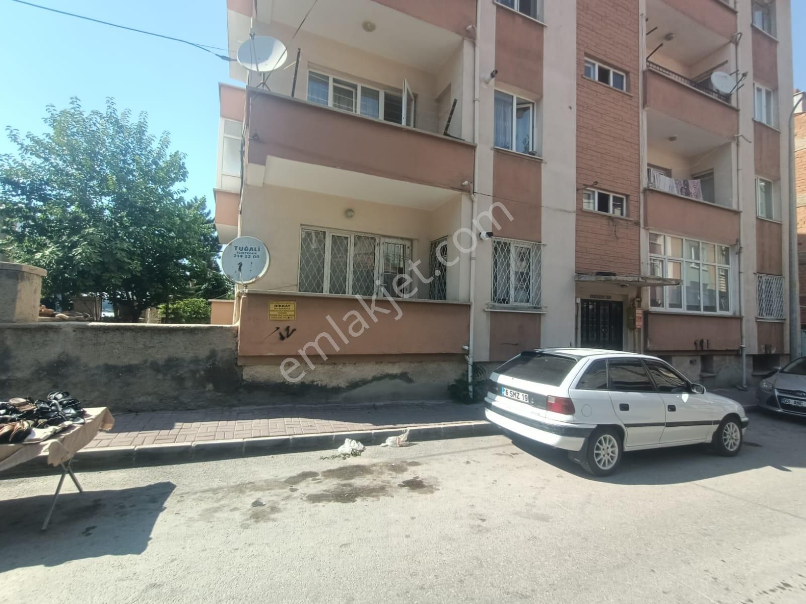 Yapı Emlaktan Yunus Emre Mahallesinde Satılık Daire