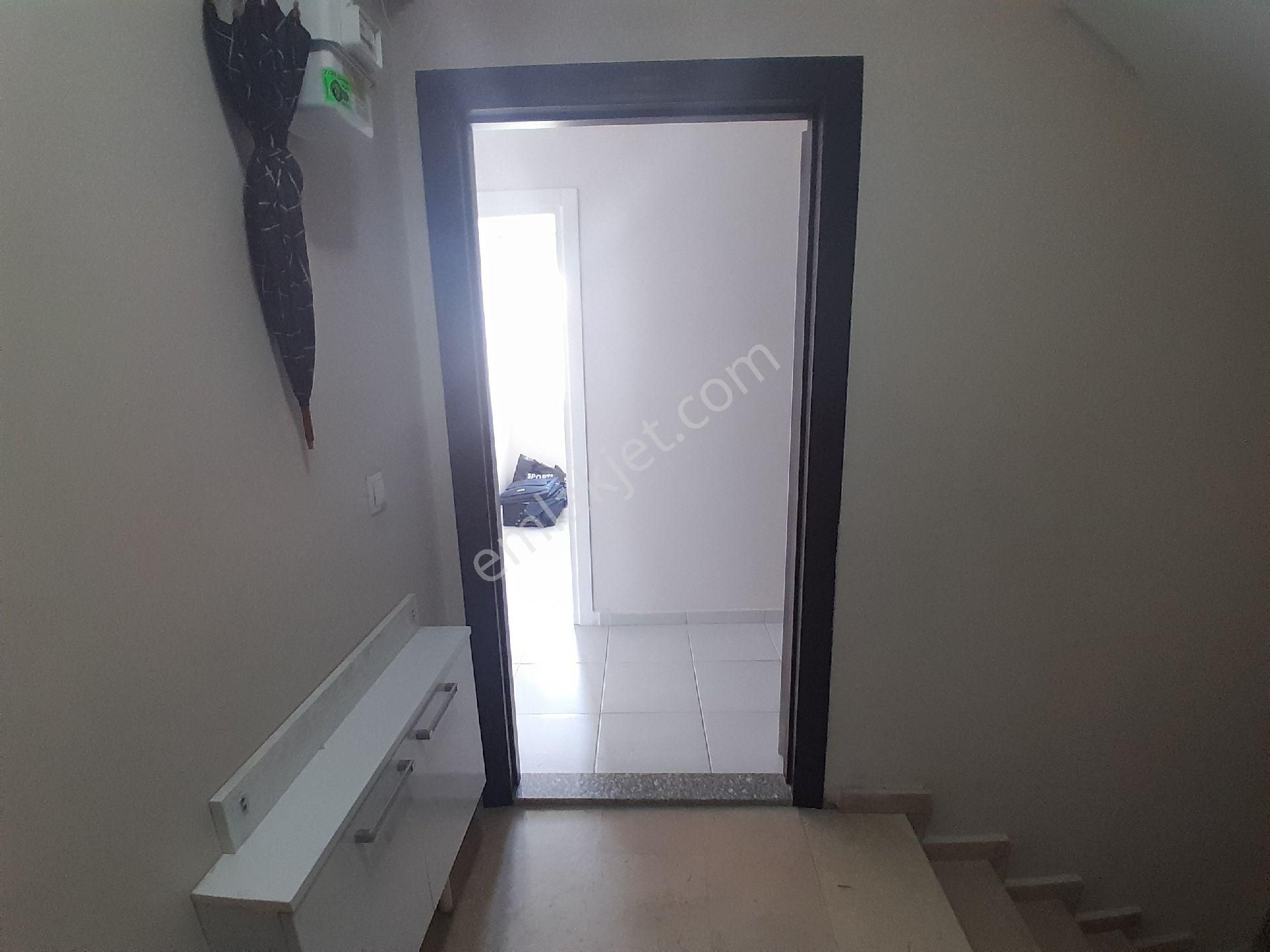 Kiralık Sancaktepe 2+1 110m² Üstdubleks