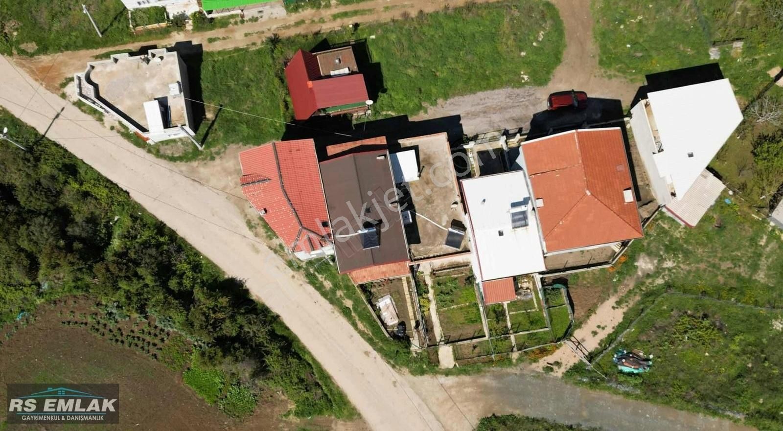 Mudanya Eğerce'de Satılık Full Deniz Manzaralı 3 Katlı Yazlık - Görsel 9