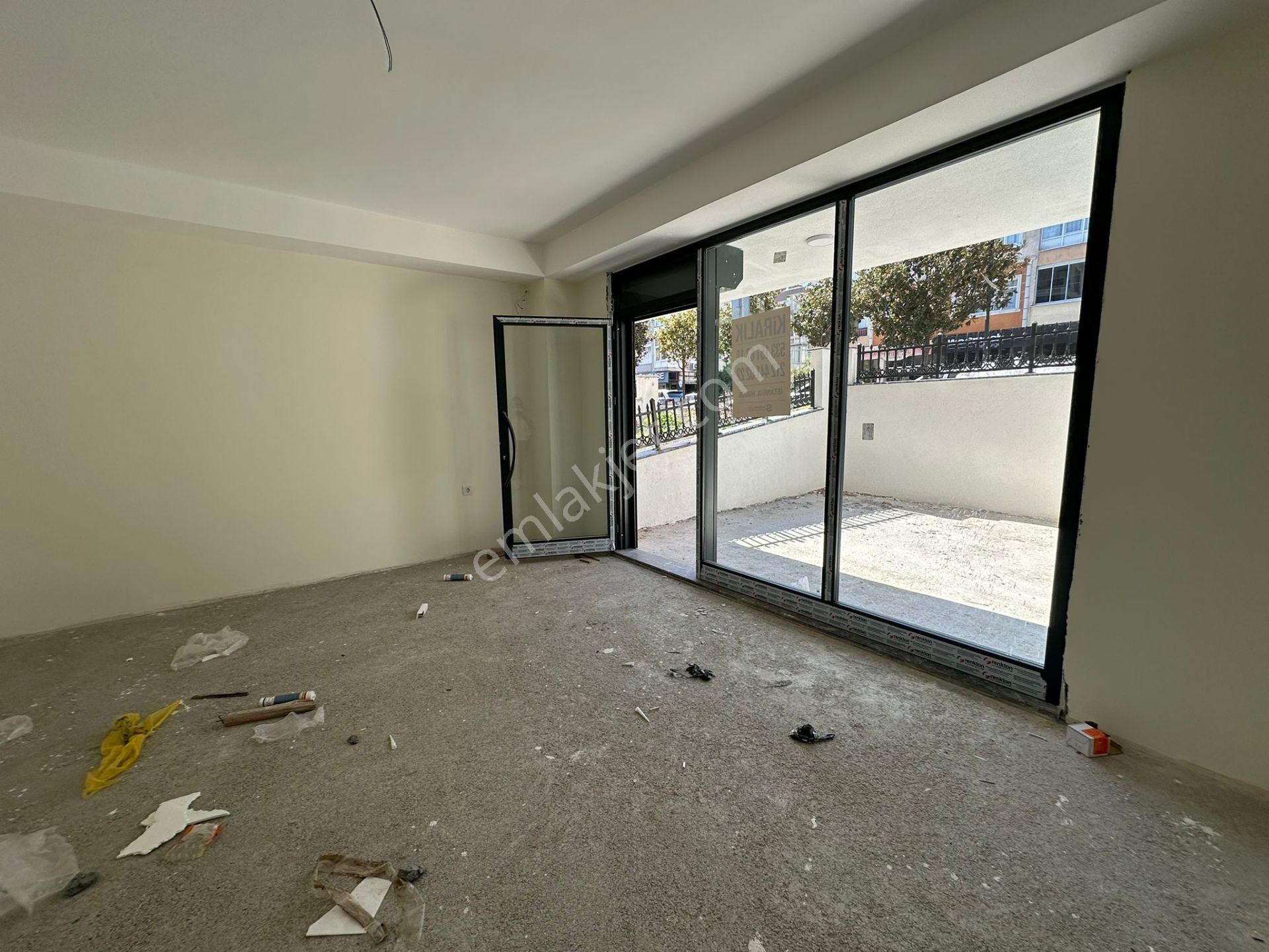 Bahçelievler Röntgen Sokakta Sıfır Binada Düz Giriş Wc'li Dükkan - Görsel 9