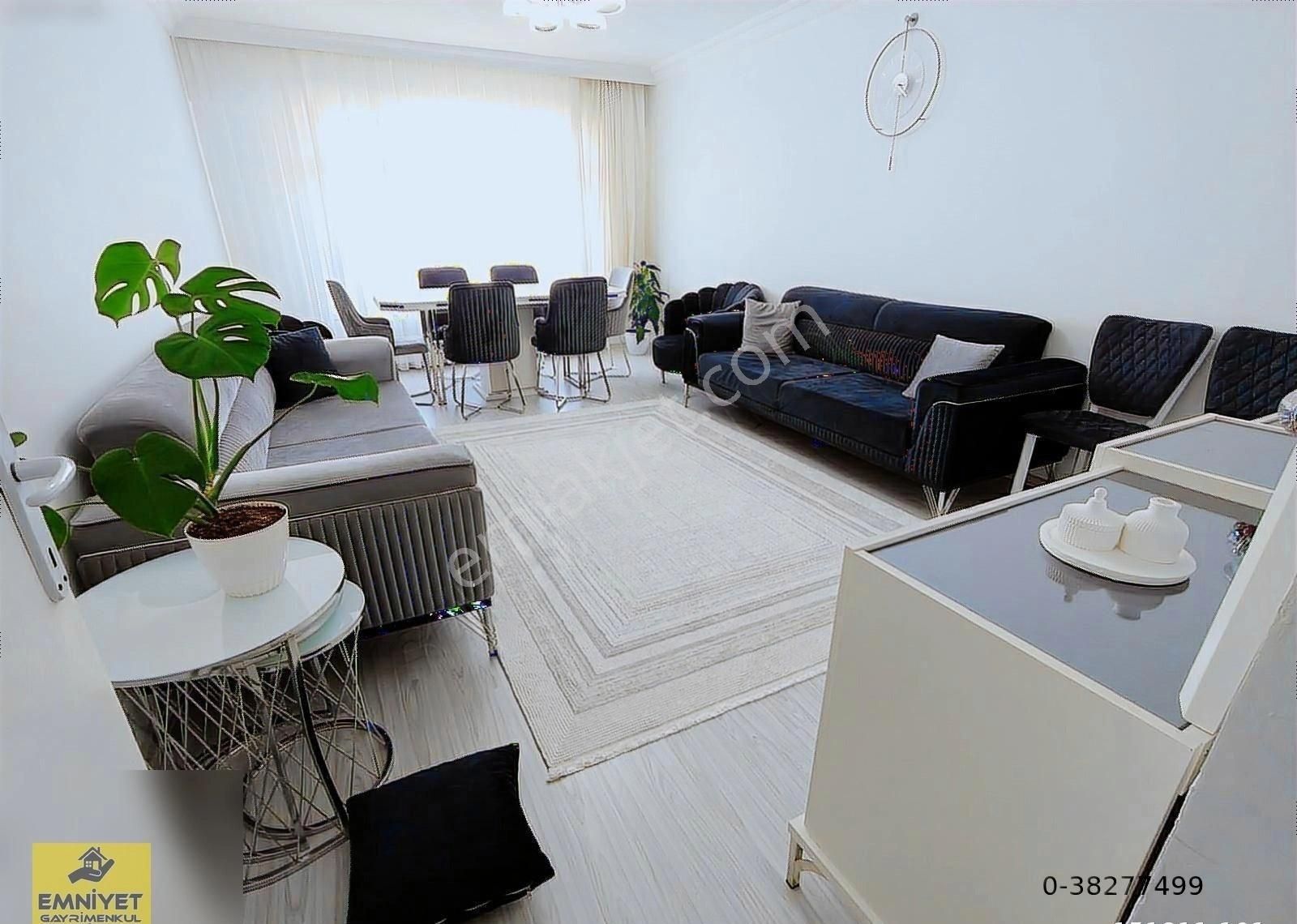 Emniyet Ankara'dan Acil Satılık 3+1 Yapılı Cadde Kenarı Güney