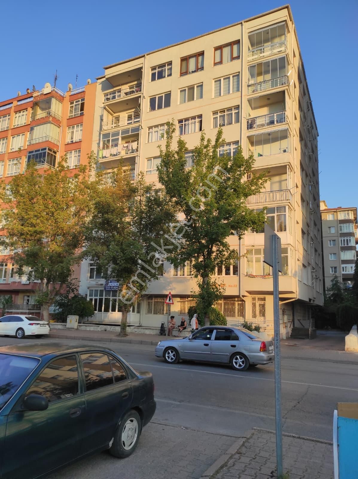 Bozantı Caddesi İnönü Parkı Karşısı 1+1 Yatırımlık Daire