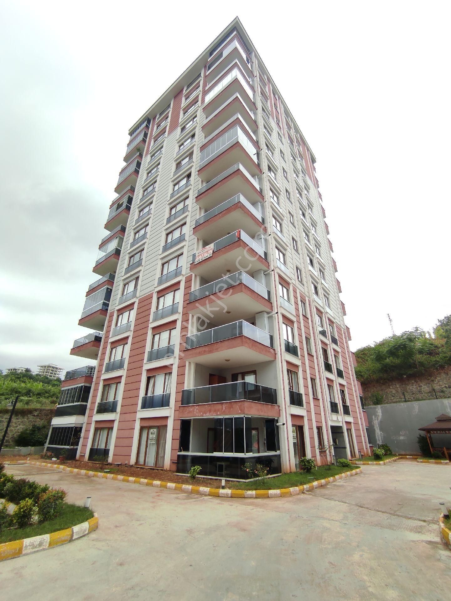Trabzon Yalıncakta Satılık 230m2 4+1 Daire,