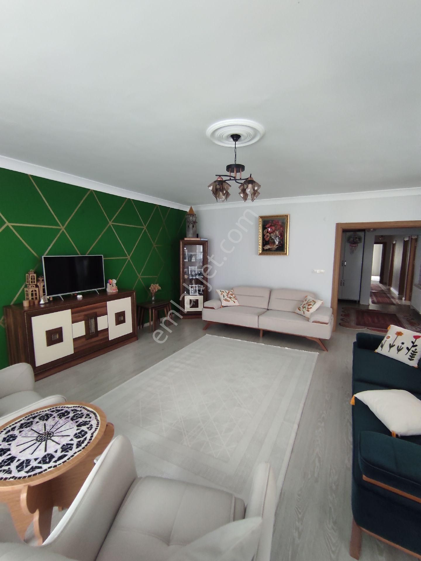 Trabzon Yalıncakta Satılık 230m2 4+1 Daire, - Görsel 22
