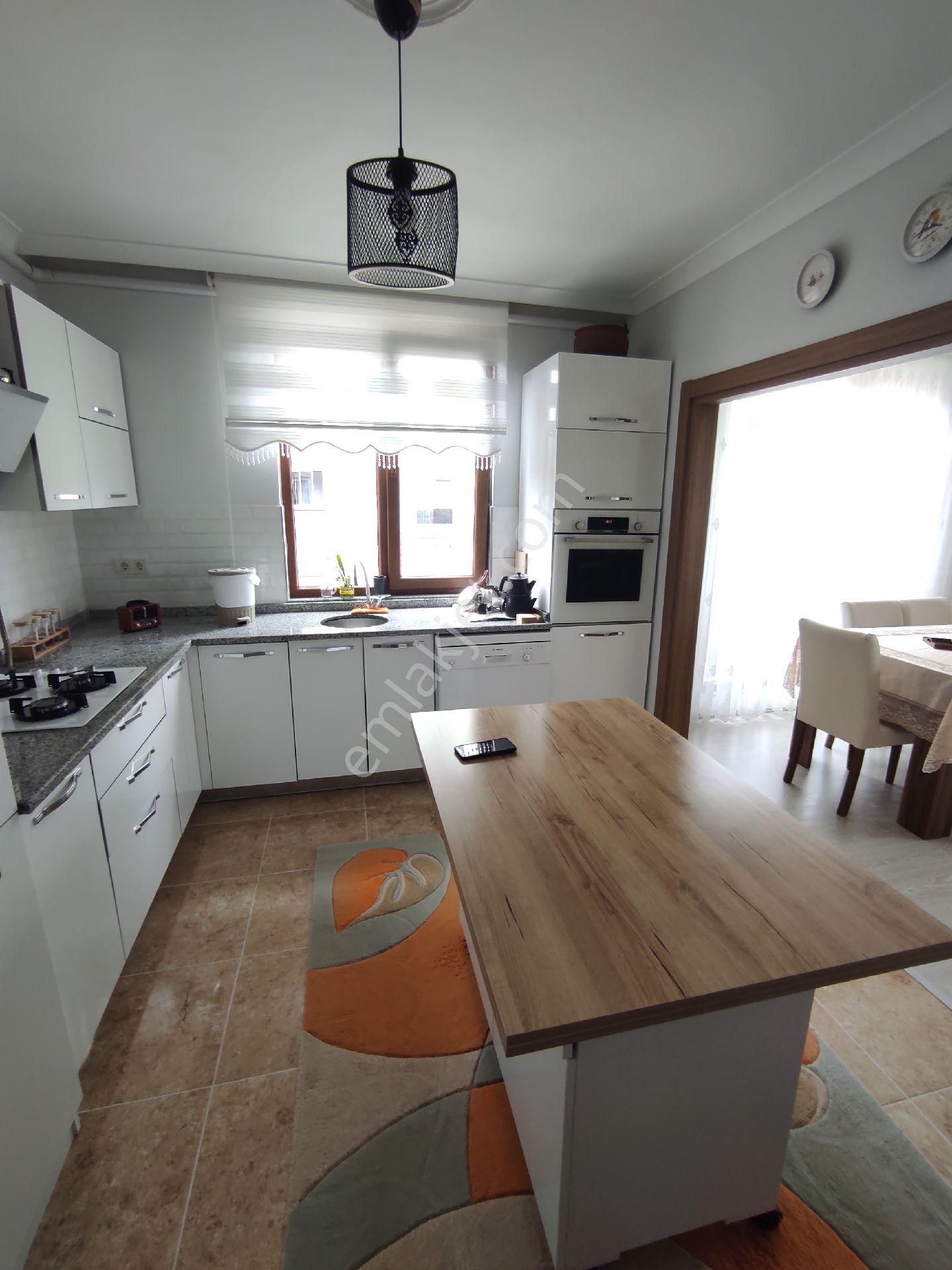 Trabzon Yalıncakta Satılık 230m2 4+1 Daire, - Görsel 10