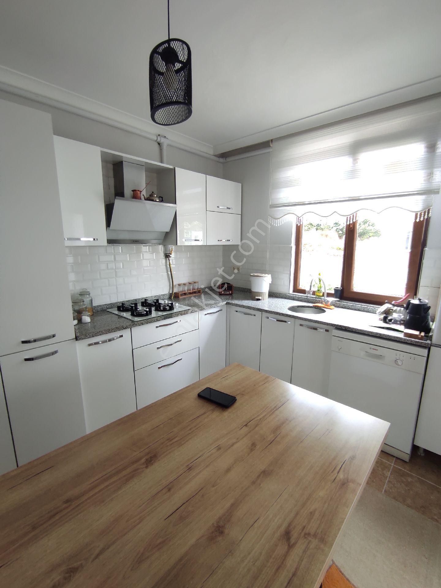 Trabzon Yalıncakta Satılık 230m2 4+1 Daire, - Görsel 8