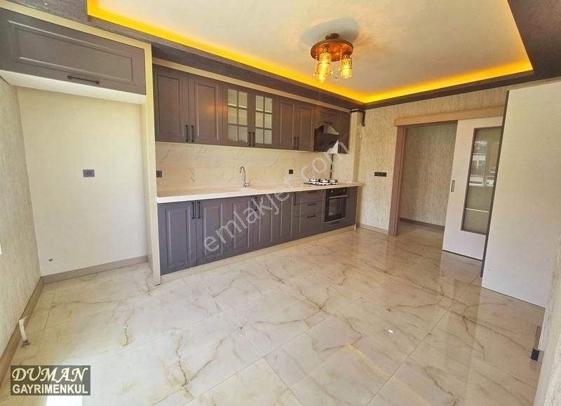 29 Ekimde 1.kat Kilerli G.odalı Ebeveyn Banyo Lüks 4+1 Daire