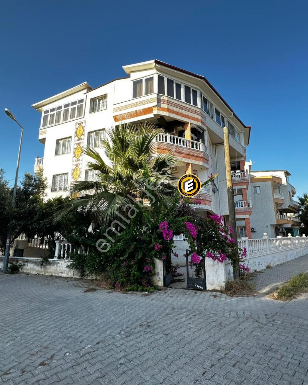 Çamlık Mahallesi'nde Satılık 3+1 Eşyalı Daire