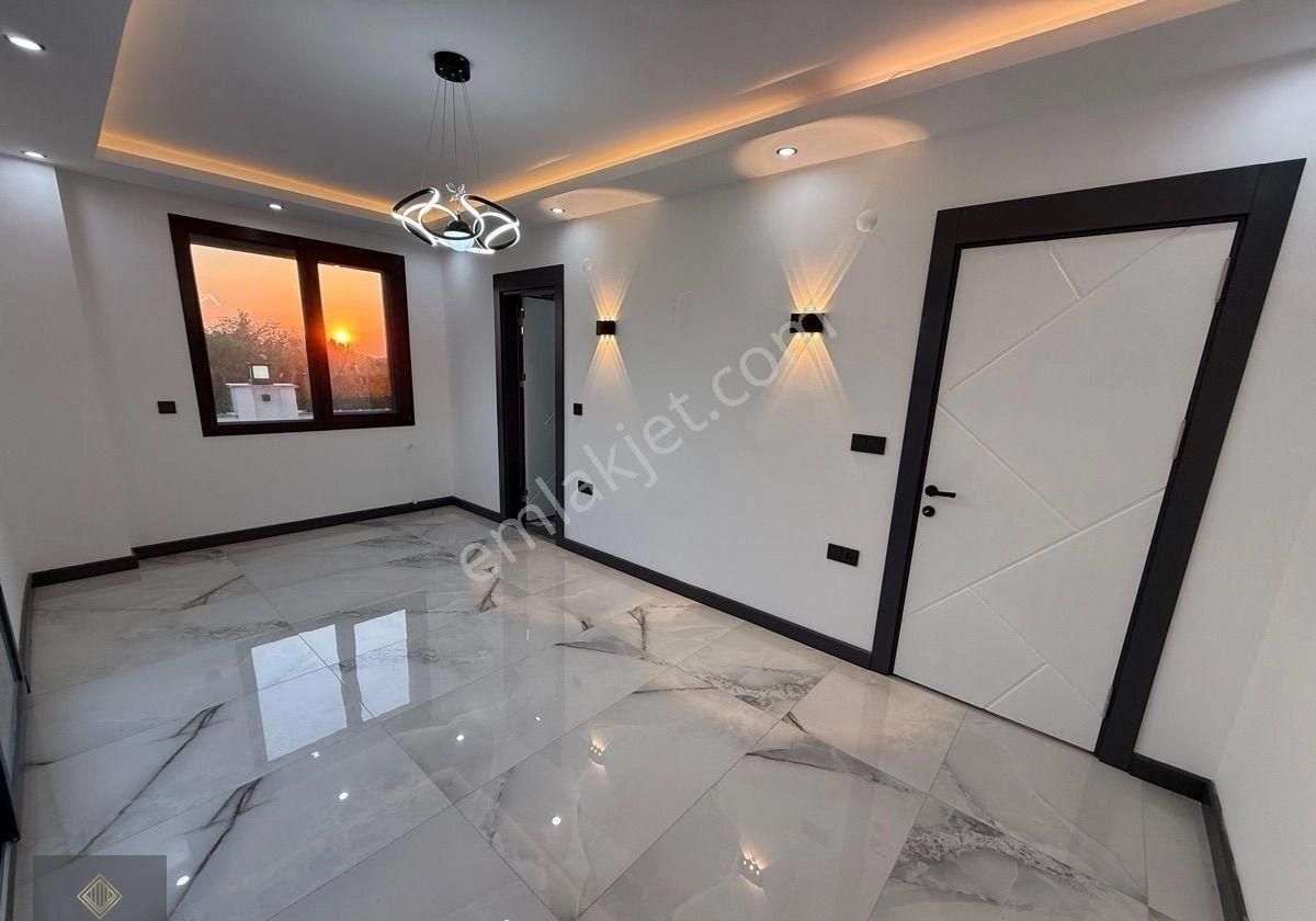 Didim’de Satılık Tam Müstakil 4+1 Akıllı Ev Sistemli Havuzlu Otoparklı Lüx Villa Altınkuma 8 Dakika - Görsel 2