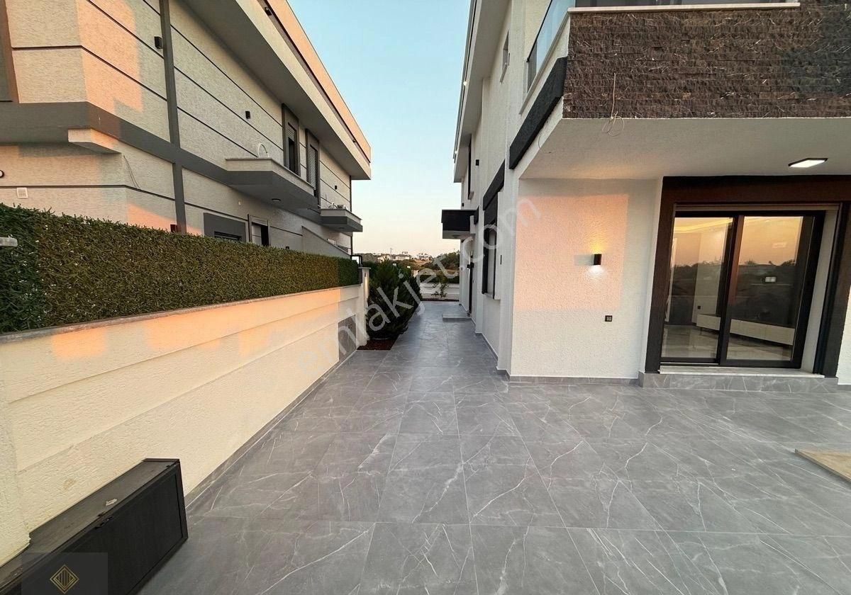 Didim’de Satılık Tam Müstakil 4+1 Akıllı Ev Sistemli Havuzlu Otoparklı Lüx Villa Altınkuma 8 Dakika - Görsel 8