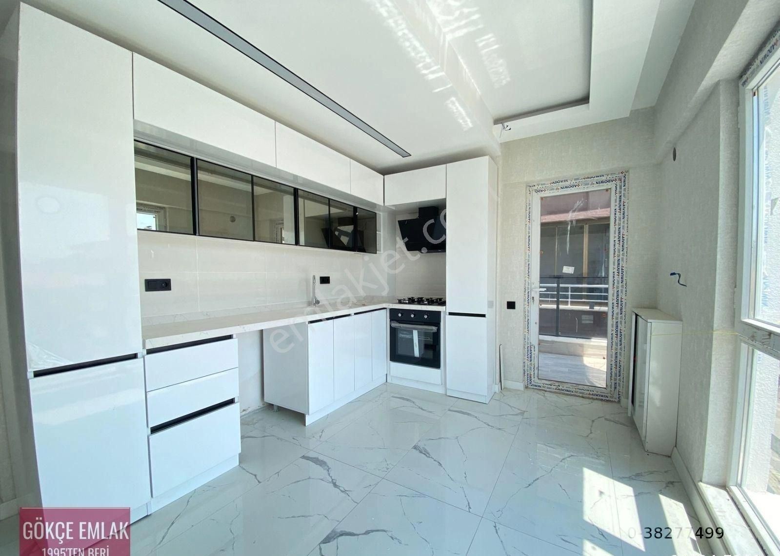 Gökçe Emlak'tn Sarayda İ.okula Yakın Sıfırbina Satılık 3+1 Daire