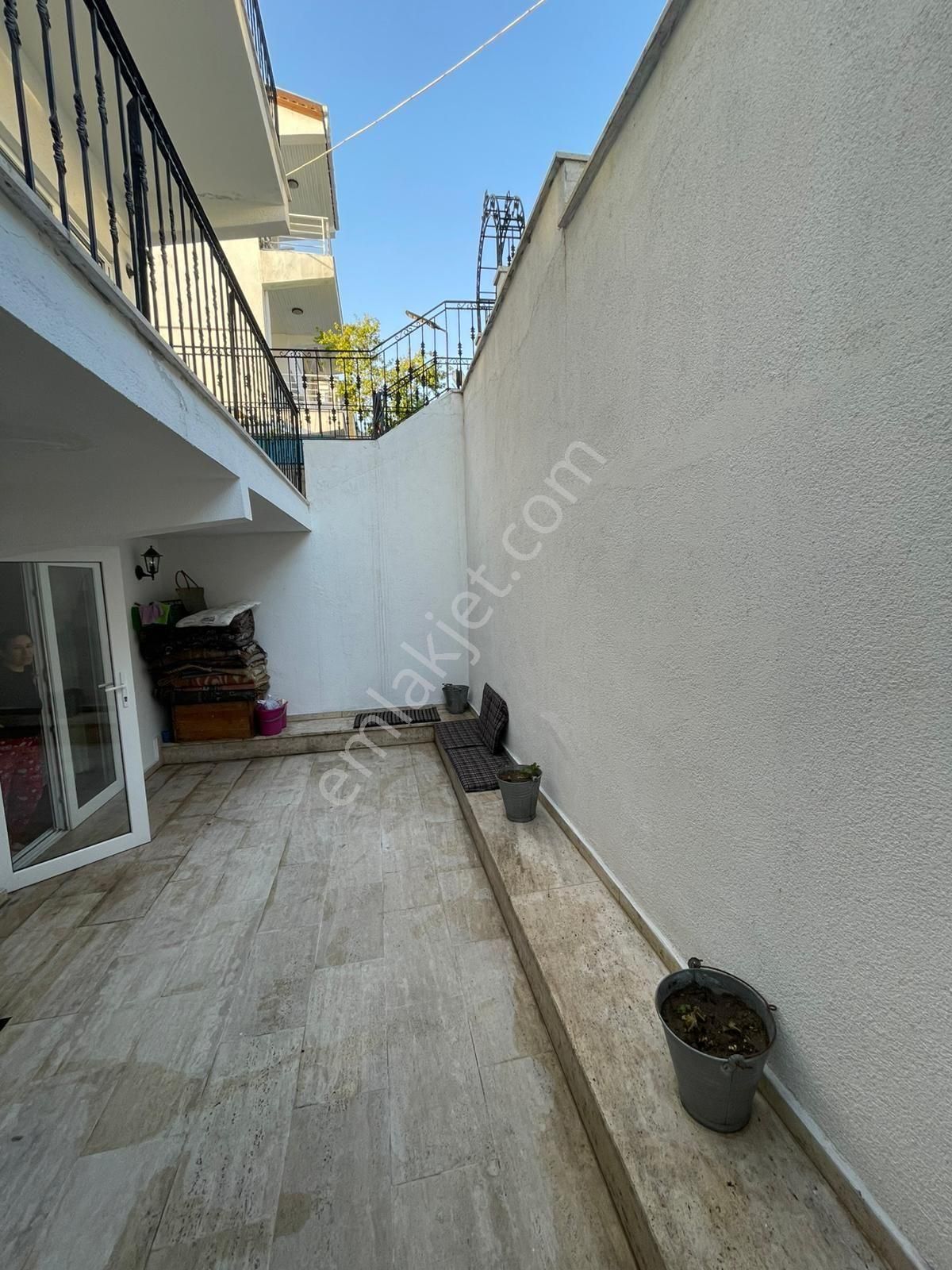 Denize Sıfır Konumda Mis Gibi Bir Villa - Görsel 15