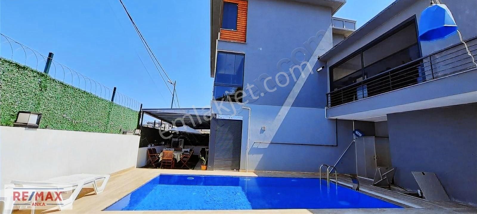 Remax Anka'dan Şile Ahmetli'de Kiralık Müstakil Havuzlu Villa