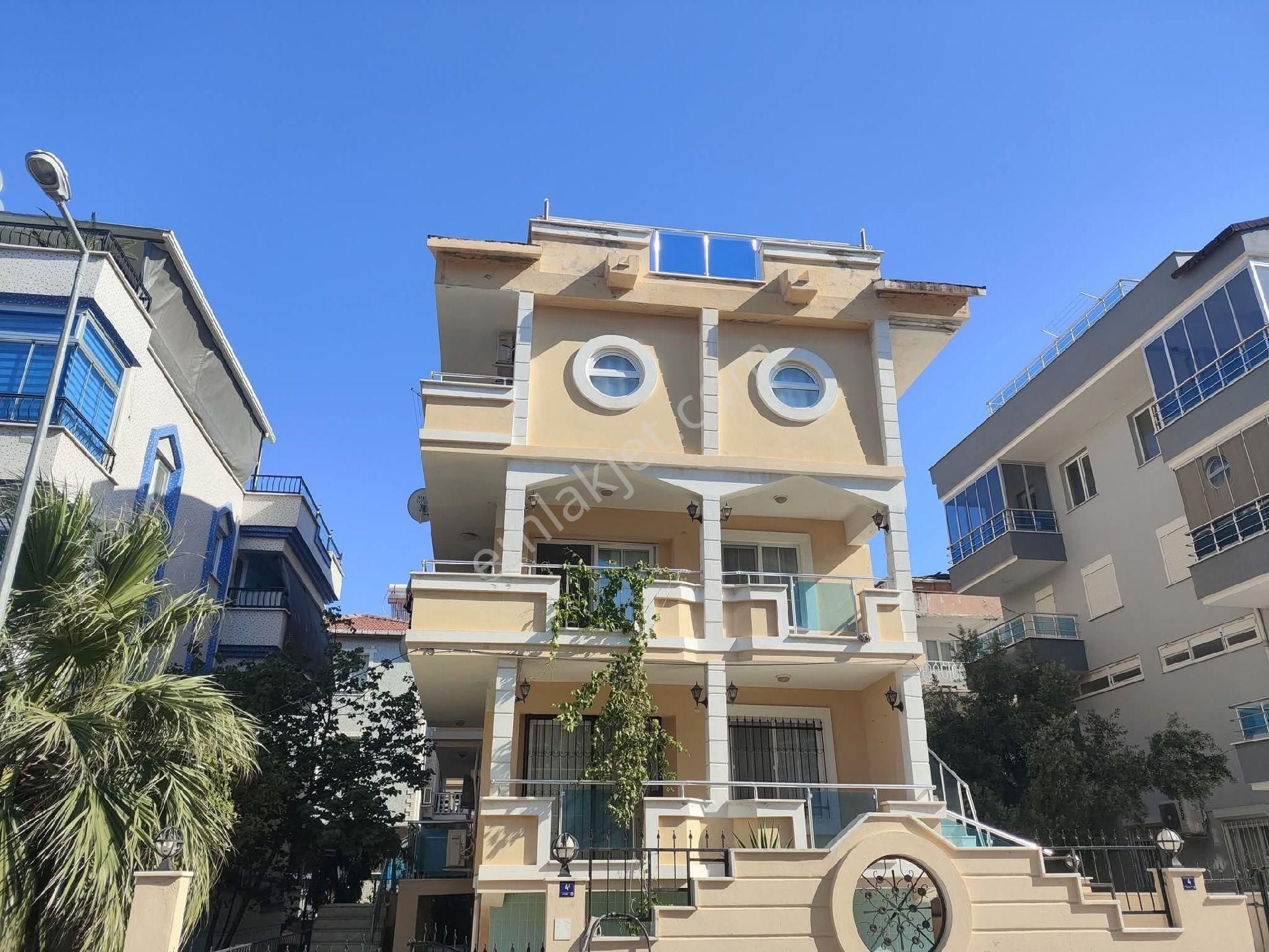 Sahibinden Eşyalı Dubleks Müstakil Girişli Merkezî Konum