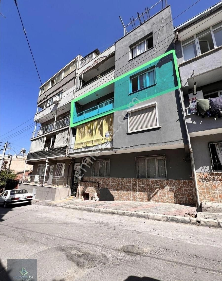 Karabağlar Karabağlar Mah. Kiralık 2+1 Daire Ara Kat