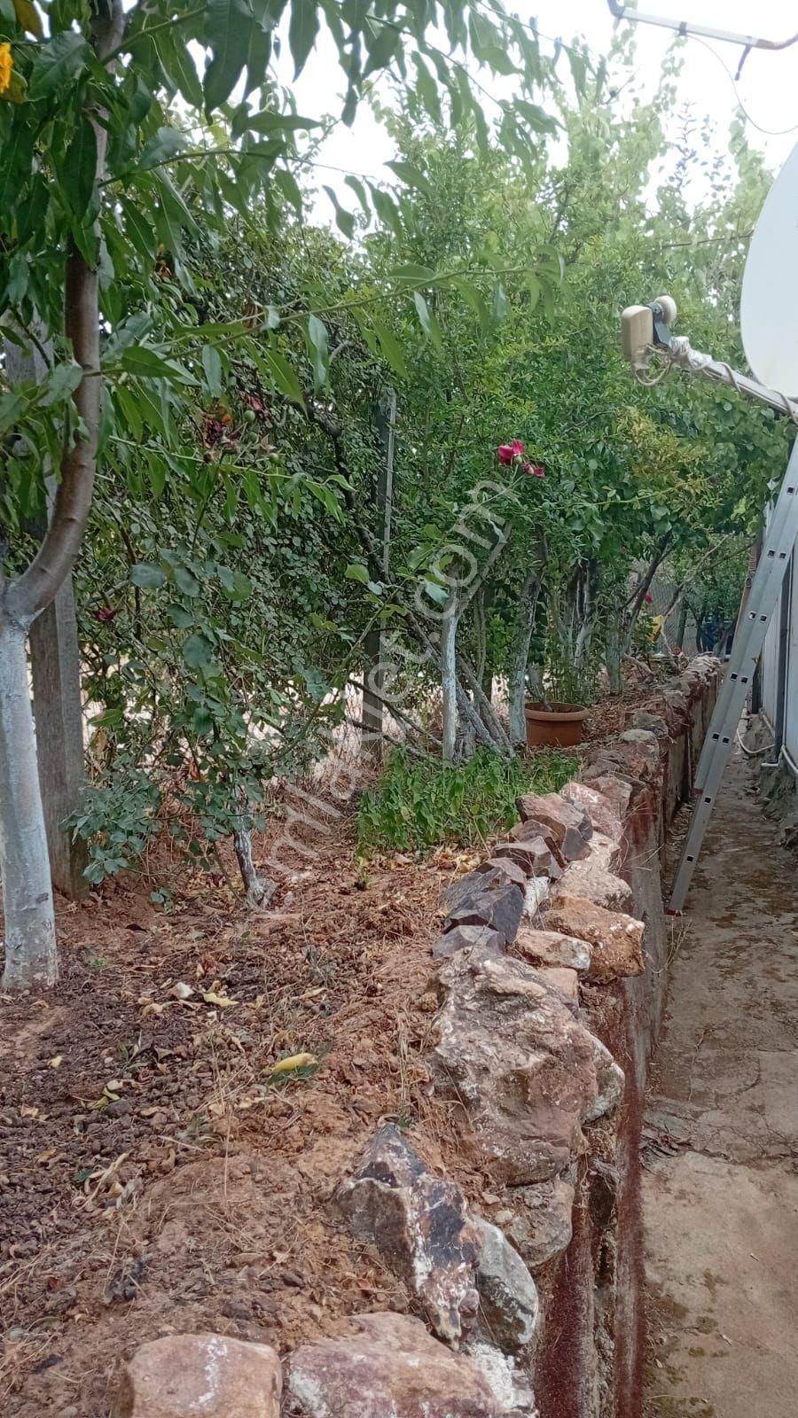 İmarlı Arsa İçinde Balkonlu Konteyner Var 374 Metre Kare - Görsel 7