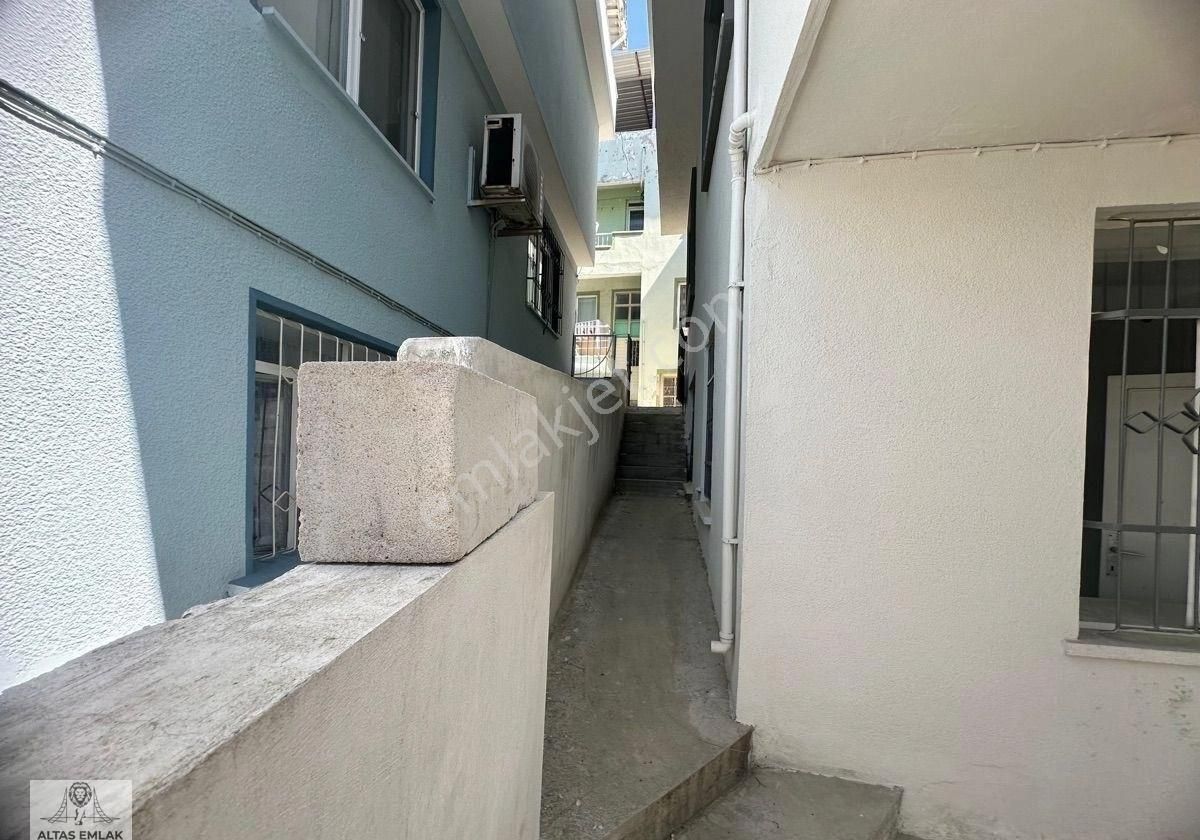 Burgazda Müstakil Bina Satılıktır