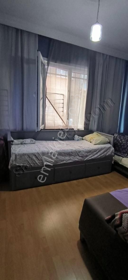 Merkezi Konumda Aile Apartmanında - Görsel 3
