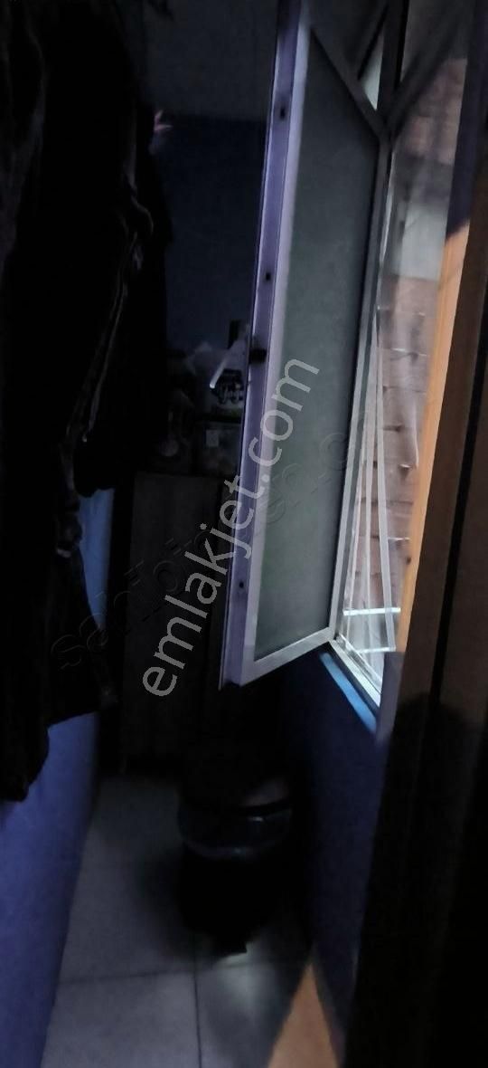 Merkezi Konumda Aile Apartmanında - Görsel 7